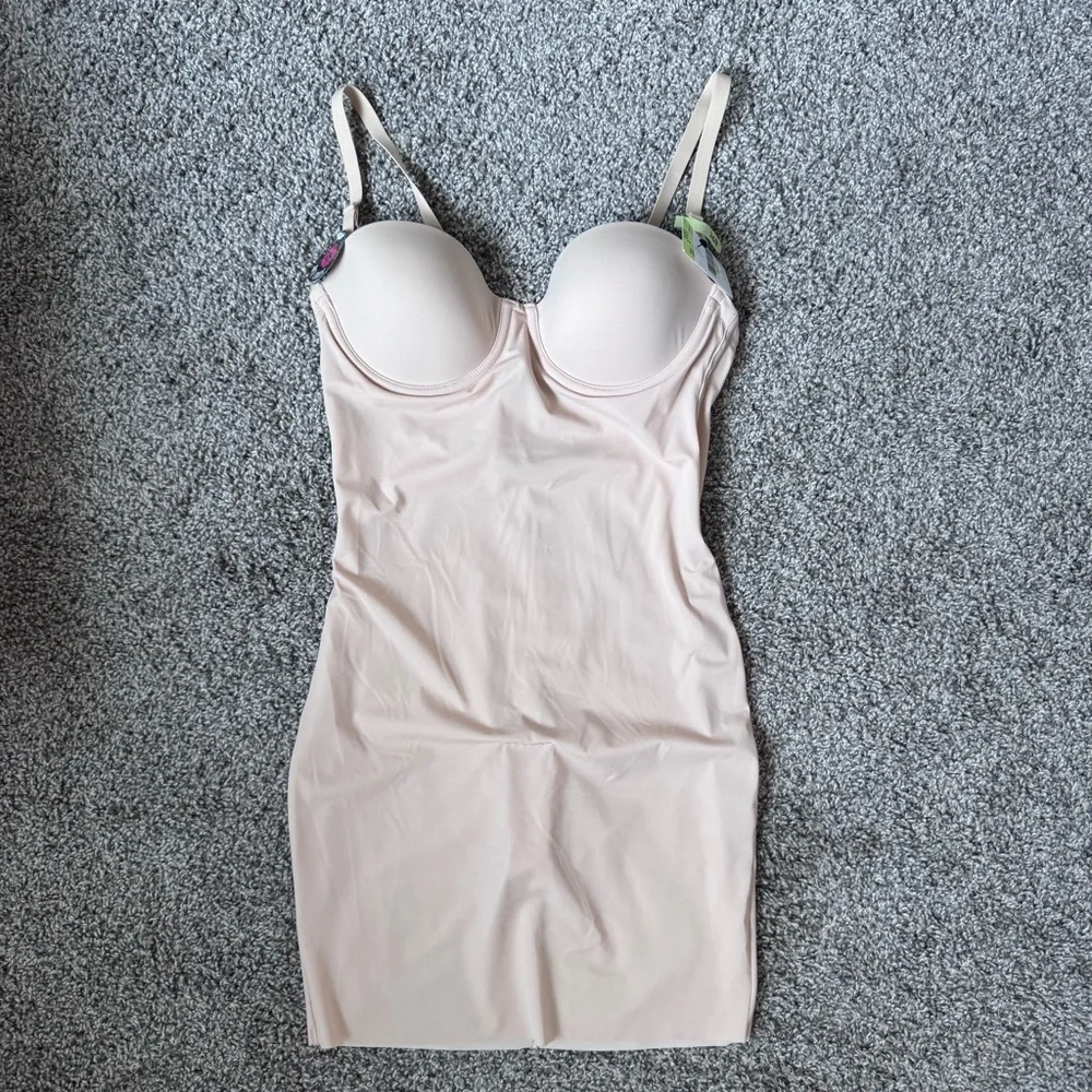 Maidenform endlessly smooth